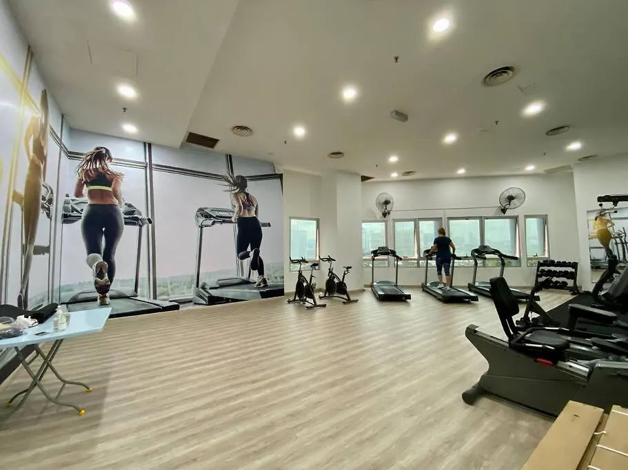 Spacious 3R,2R,Studio 5Min Walk To Time Square,Lalaport, Pool,Gym,Wifi Lägenhet Kuala Lumpur Malaysia